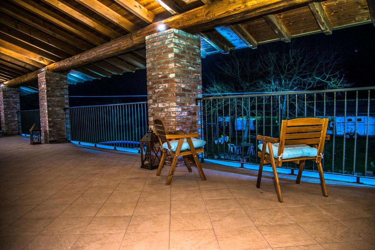 Villa Cascina Lunguria Francavilla Bisio Exterior foto